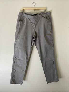 Reitmans Grey Slim Chino Style Pants